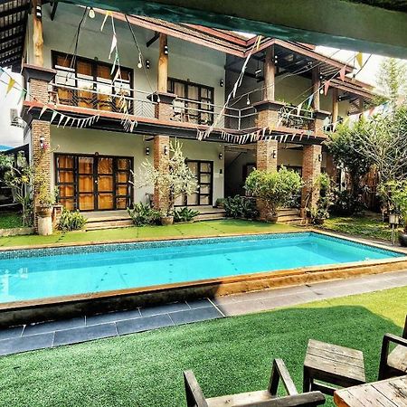 Above The Sea Maesariang Hotel Mae Sariang Exterior foto